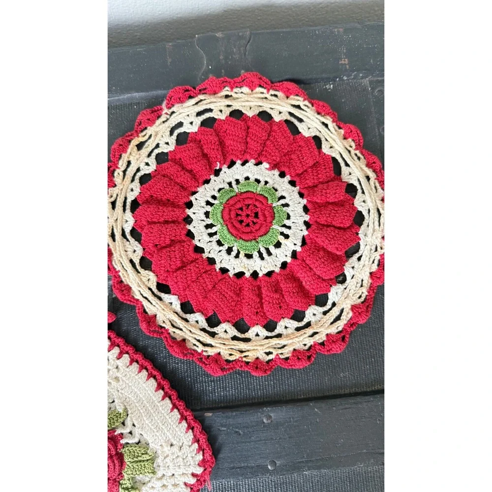 Vintage Handmade Crochet Rose Potholder Set Red Cream Green Floral 3pc